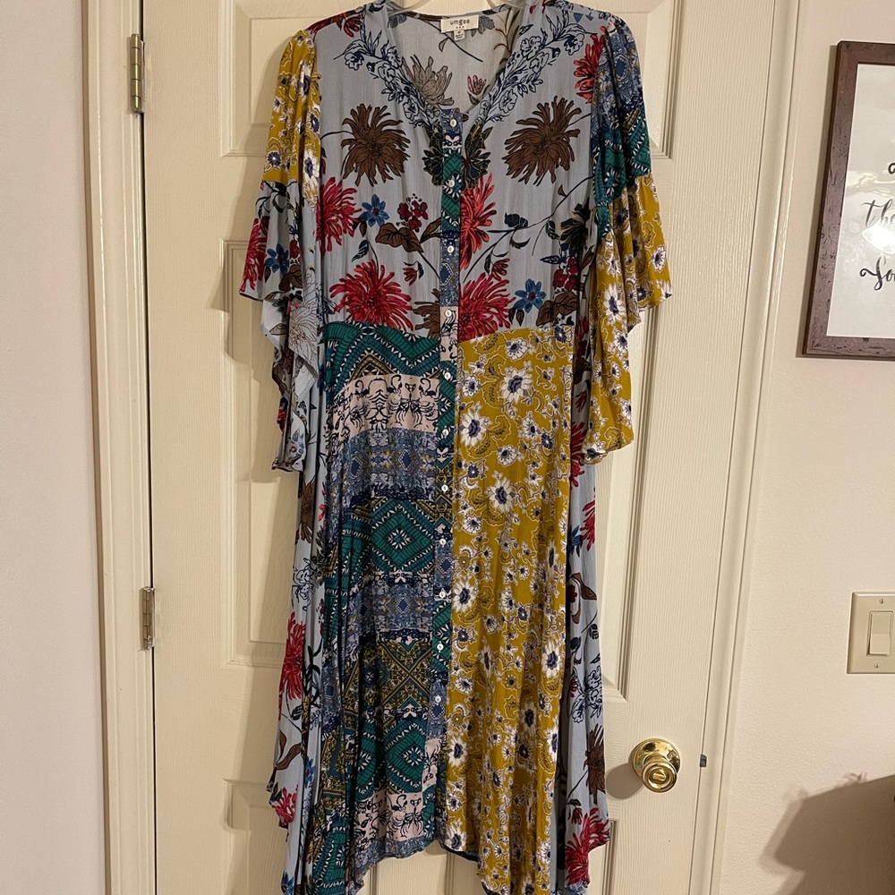 Beautiful Mixed print button maxi dress size M